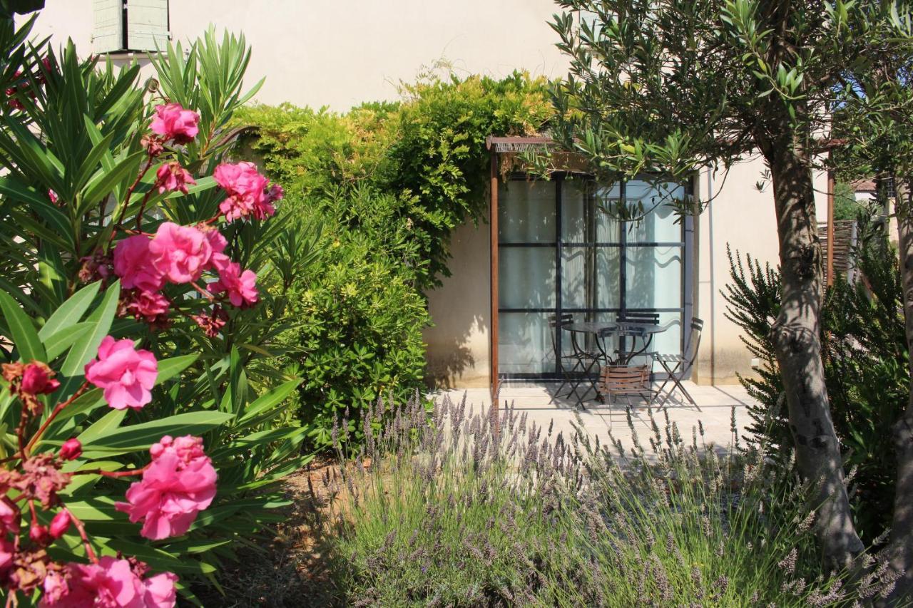 Les Jardins De Saint Benoit By Popinns Exterior photo
