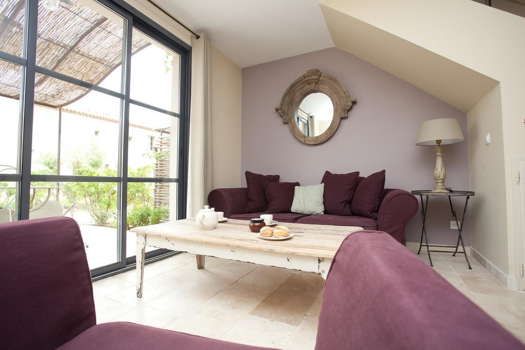 Les Jardins De Saint Benoit By Popinns Exterior photo
