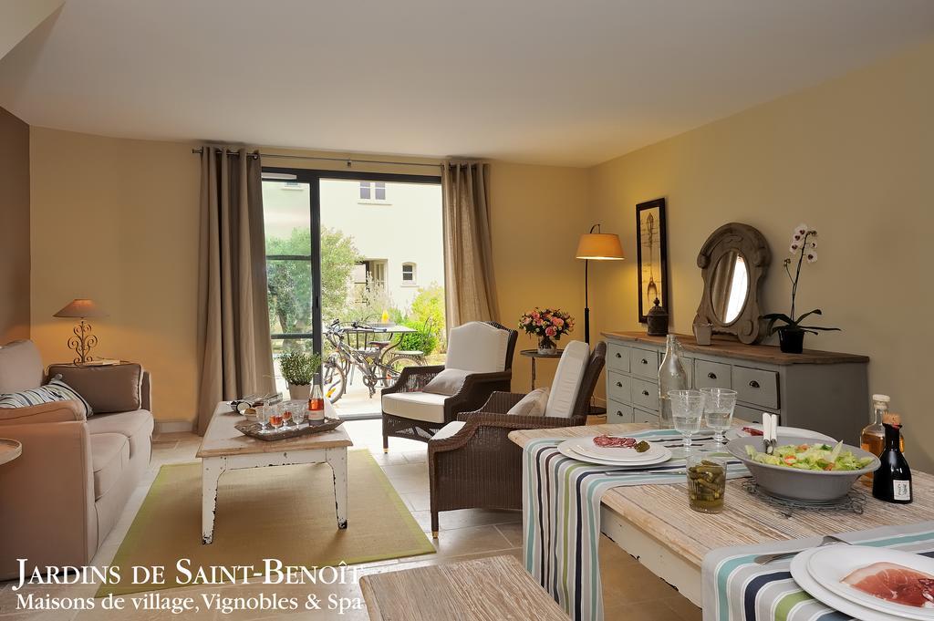 Les Jardins De Saint Benoit By Popinns Exterior photo