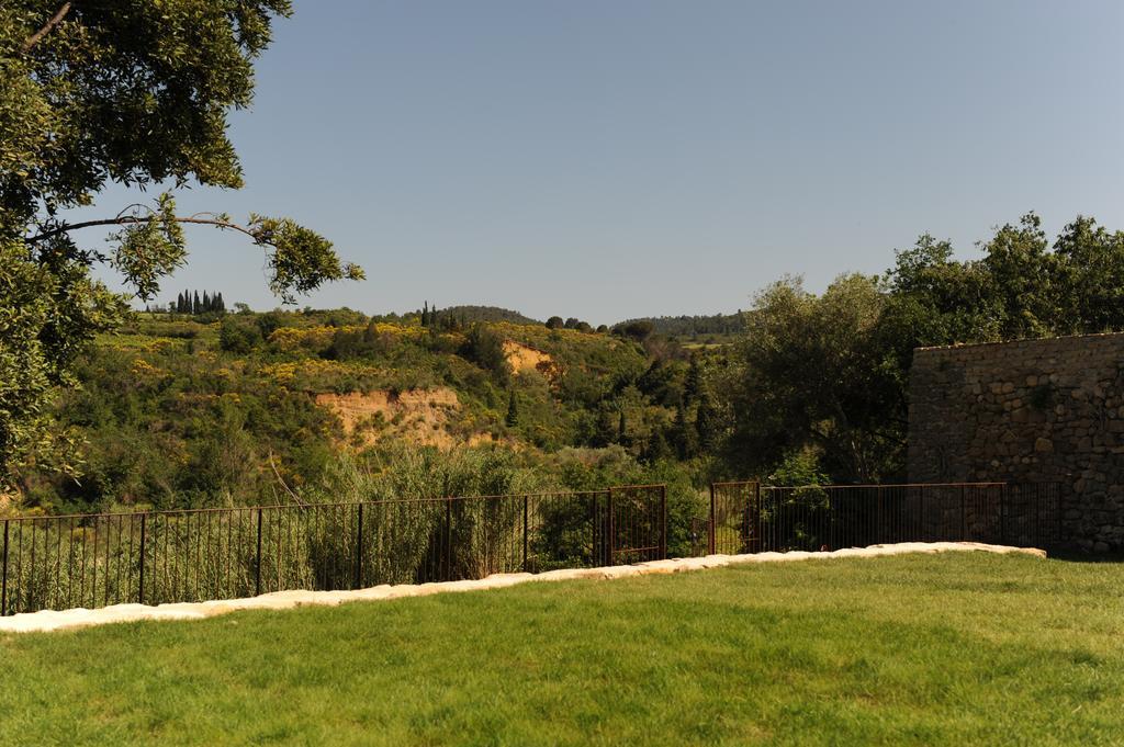 Les Jardins De Saint Benoit By Popinns Exterior photo